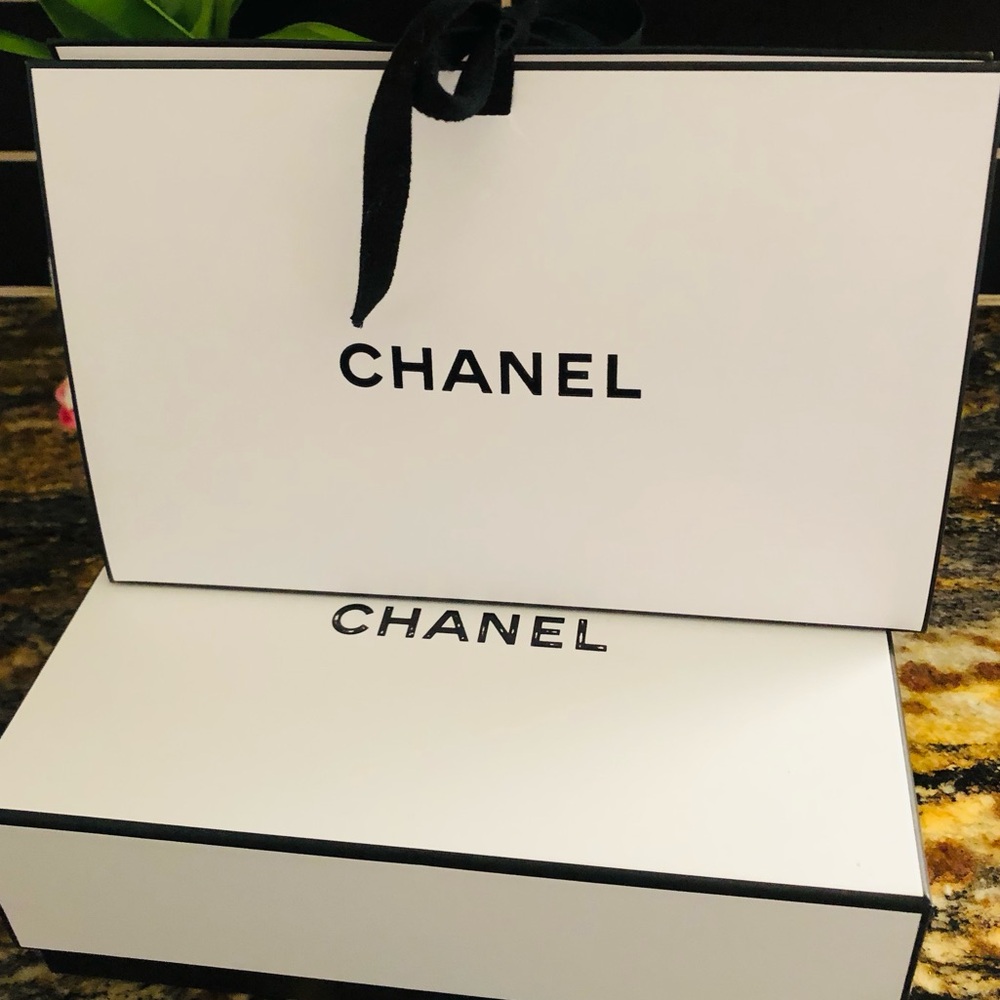 Authentic Chanel Gift Boxes With Tissue, Wax Stamp & Shredded Tissue